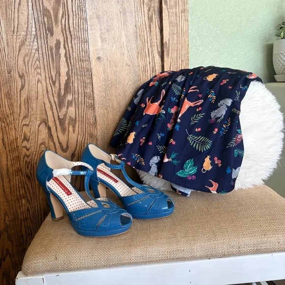 🩵ModCloth💙 Navy Circle/Swing skirt - Picture 3 of 7